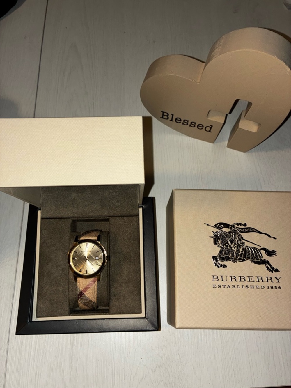 Burberry Gold-Tone Watch Case with Beige Leather Strap